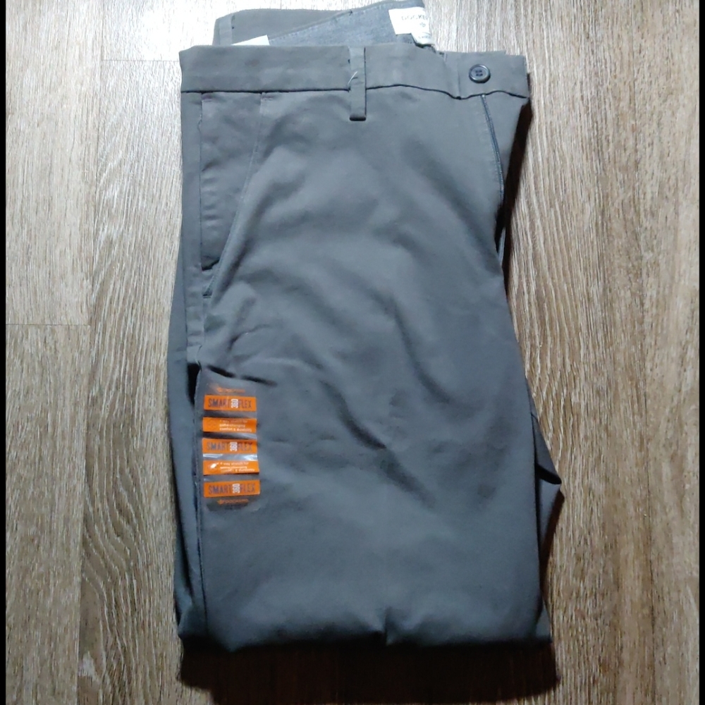 Dockers Classic Fit Pants w/ Smart 360 Flex